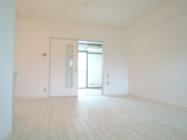 高槻市中川町の賃貸マンションの内装