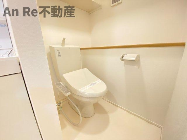 川口市戸塚東２丁目のアパートのトイレ