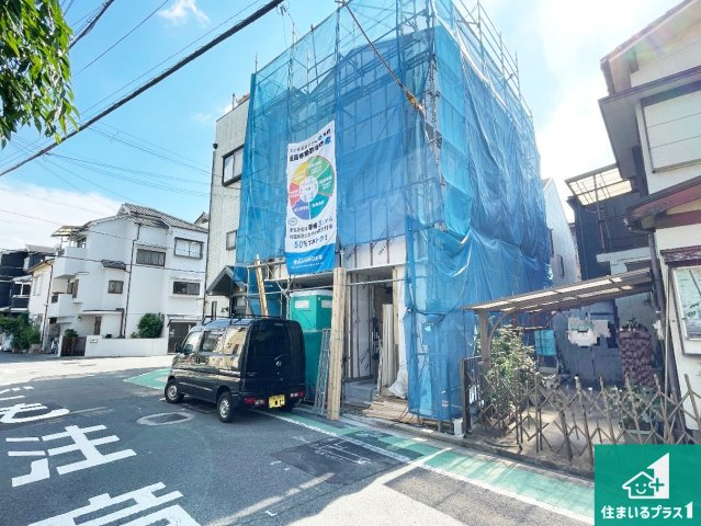 高槻市春日町　新築一戸建ての外観|現在の進捗状況です！順調に作業進行中、完成が待ち遠しいです！詳細の間取り等、お気軽にお問い合わせください！
