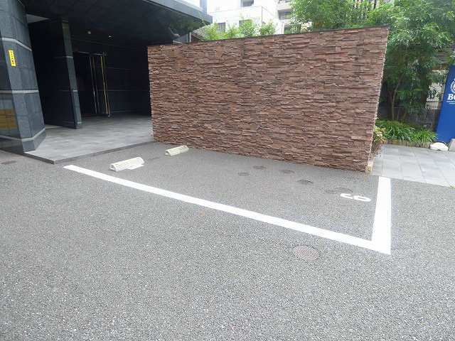 敷地内駐車場 