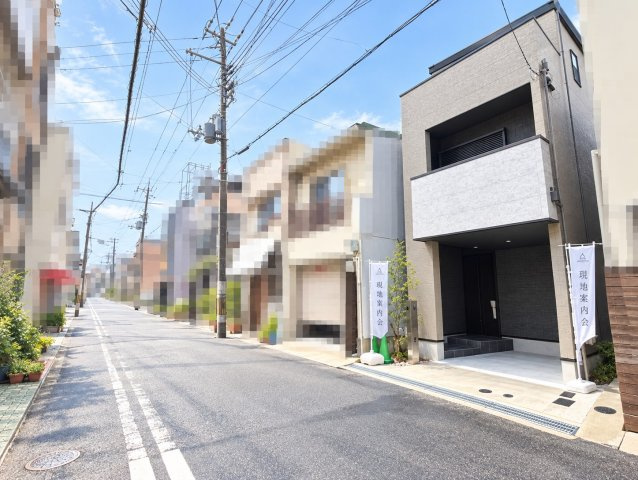 菊水町7丁目 新築戸建の前面道路含む現地写真