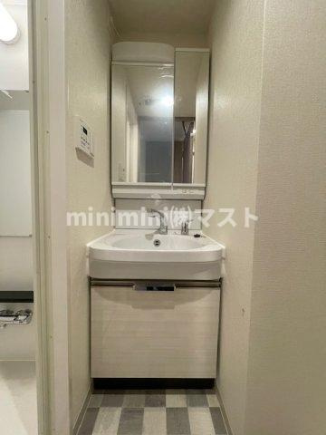 大阪市浪速区浪速東２丁目の賃貸マンションの洗面所