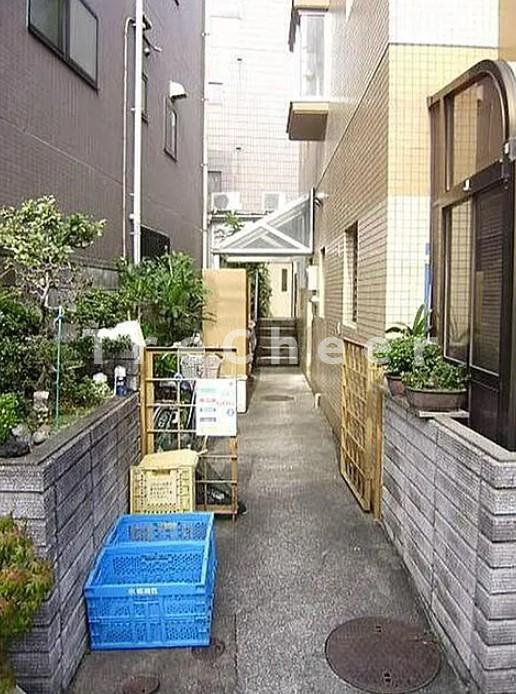 メゾンドゥベルのエントランス
