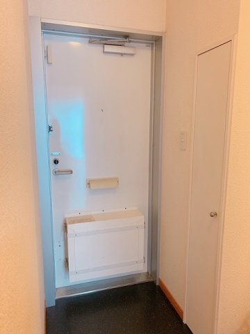 レオパレスＢｌａｎｃＣｈｅｖａｌ　Ⅱの玄関