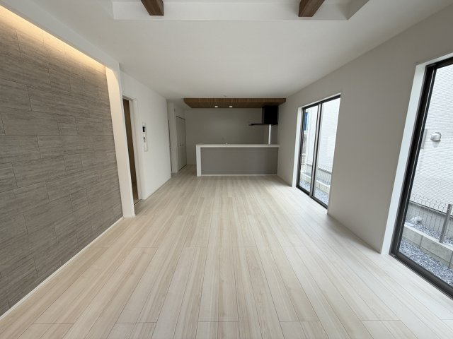 南城市大里稲嶺2期（全2棟）の居間・リビング|※同仕様写真です