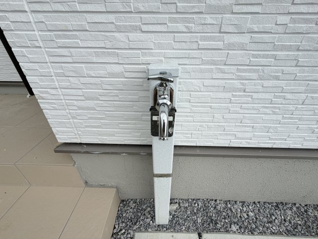 南城市大里稲嶺2期（全2棟）の玄関|※同仕様写真です 