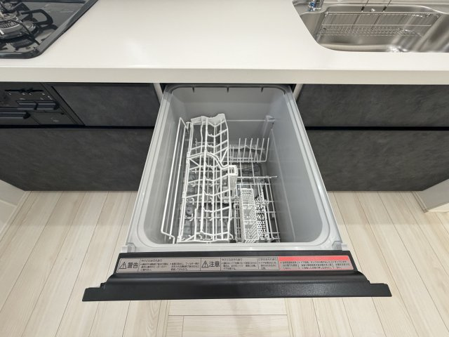 南城市大里稲嶺2期（全2棟）のキッチン|1号棟　食器洗浄乾燥機♪