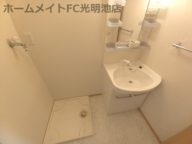 オーキッドガーデン曽根の洗面所