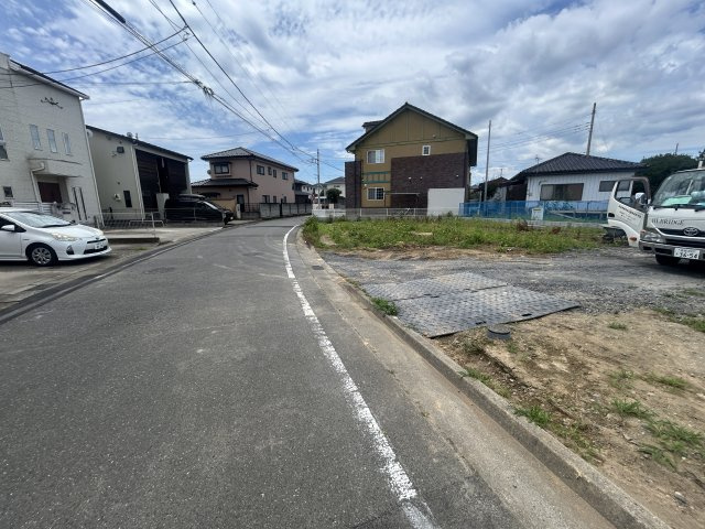 新築　前橋市川原町　1号棟の前面道路含む現地写真|現地写真　南側接道幅員約6ｍ