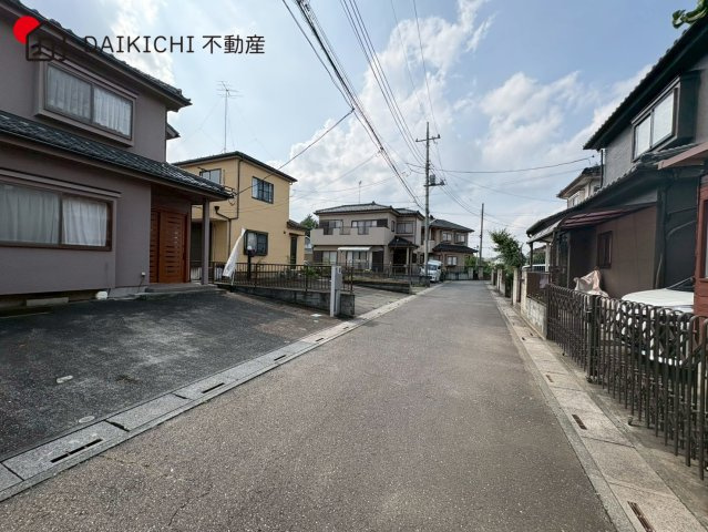 【前面道路含む現地写真】 | 鳩山町大豆戸　中古戸建