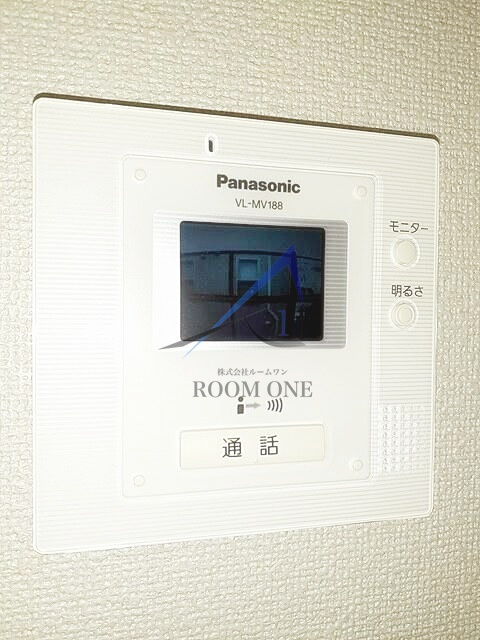 シャトーブランのセキュリティ|モニター付きインターホンです。