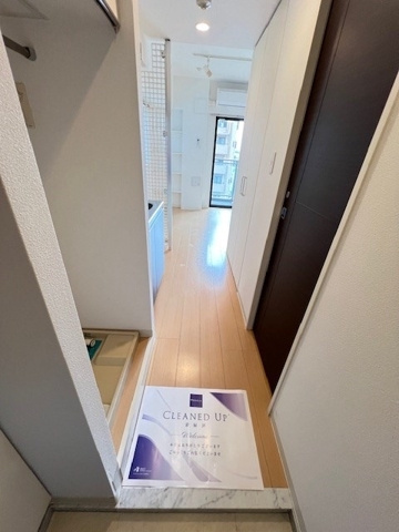 新品家具付きマンション市谷薬王寺町8(KaGood東京)の玄関
