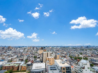 【展望】 | アルファグランデ小岩スカイファースト | 14階から望むパノラマビュー。空の広がりを身近に感じる贅沢な住空間です。