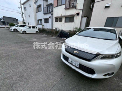 【駐車場】 | レオパレスロン