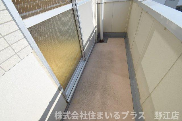 グランピア関目のバルコニー