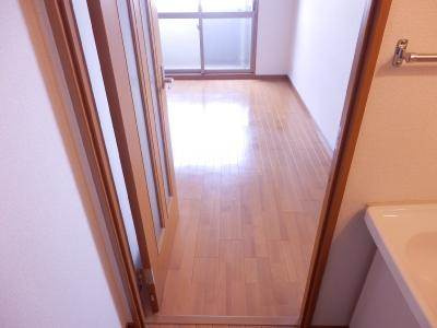 エイペックス京都新京極Ⅰの内装|廊下から～