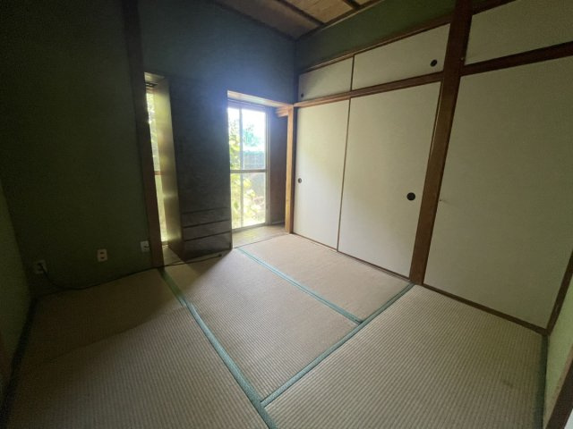 鏡町下有佐戸建ての和室