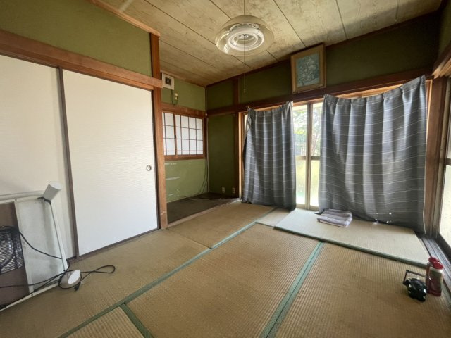 鏡町下有佐戸建ての和室