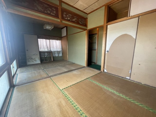 鏡町下有佐戸建ての和室