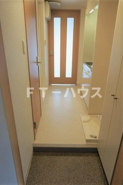 エスタブロ（Ｋ－１４７）の玄関