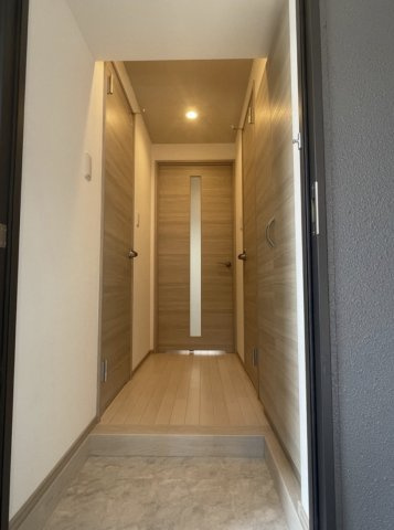 【玄関】MODERN PALAZZO博多駅Abroad 
