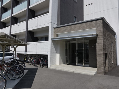 【エントランス】 | JRBハイツ岡山