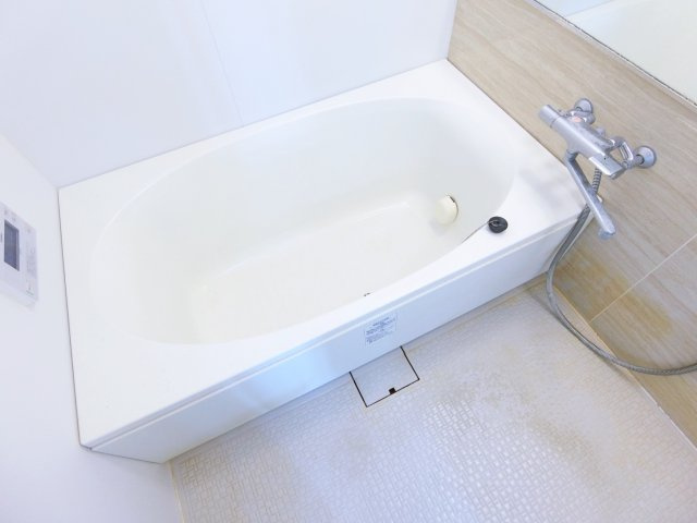 クレセントコートの浴室