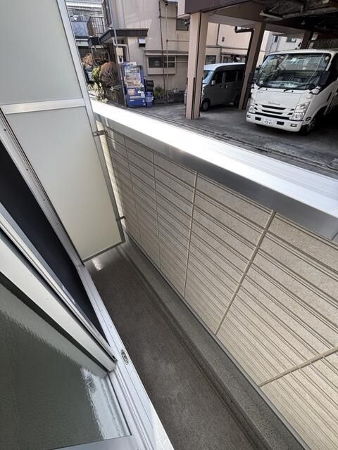 リブリ・ＩｓｈｉｄａⅢのバルコニー