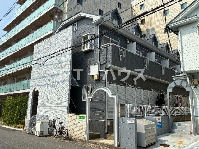 メゾンローゼＥ