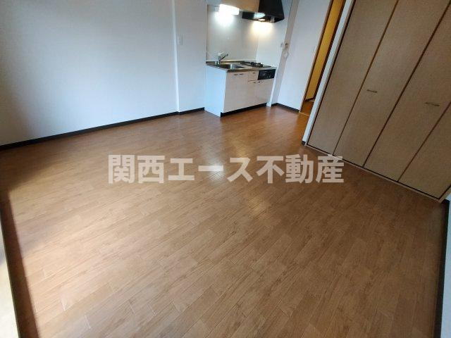 【居間・リビング】 | メルベーユ高井田
