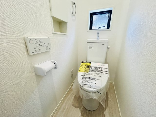グラファーレ佐倉市江原台２丁目９期のトイレ