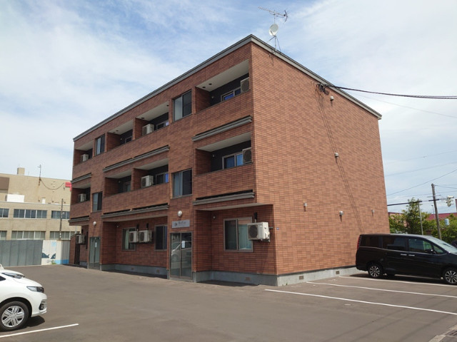 ラフィーネ東町５の外観