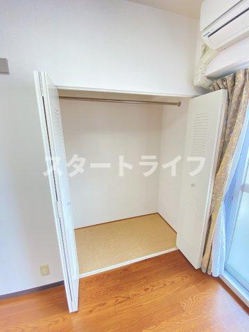 大阪市淀川区西三国１丁目の賃貸マンションの収納