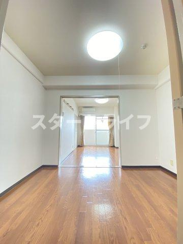 大阪市淀川区西三国１丁目の賃貸マンションの設備