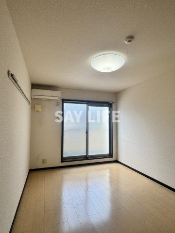 フジパレス光南町Ⅱ番館の居間・リビング