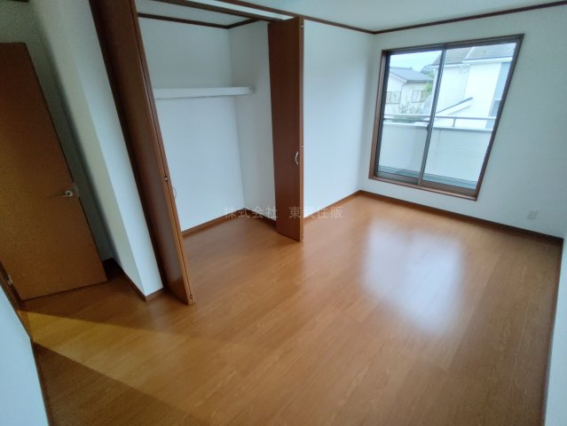 【寝室】の画像