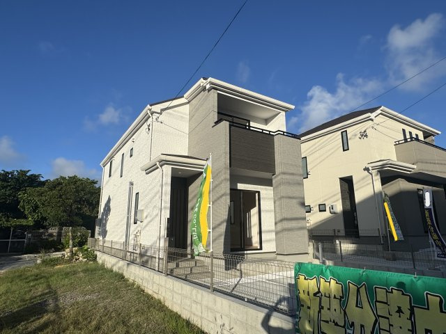 南風原町新川（全3棟）A号棟の外観|A号棟　テラス付き♪