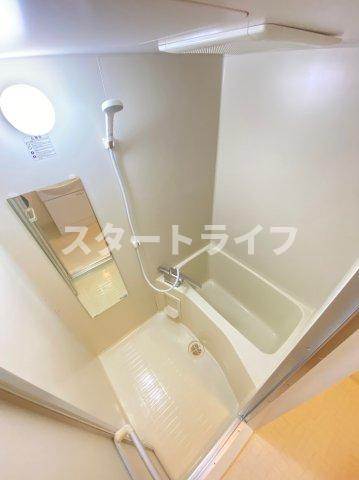 大阪市淀川区西中島２丁目の賃貸マンションの浴室