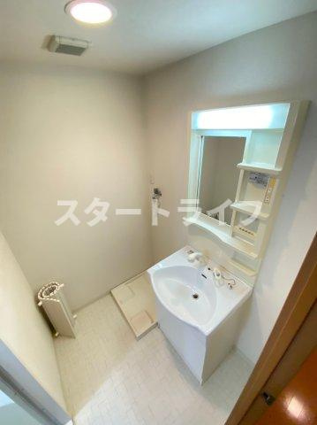 大阪市淀川区西中島２丁目の賃貸マンションの洗面所