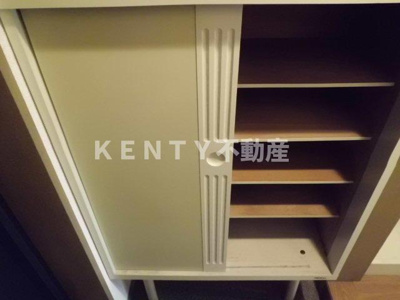 【収納】 | 栗泉堂ビル | 収納豊富です