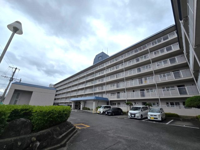 ローレルハイツ大橋の外観|綺麗に整備されている外観です☆
