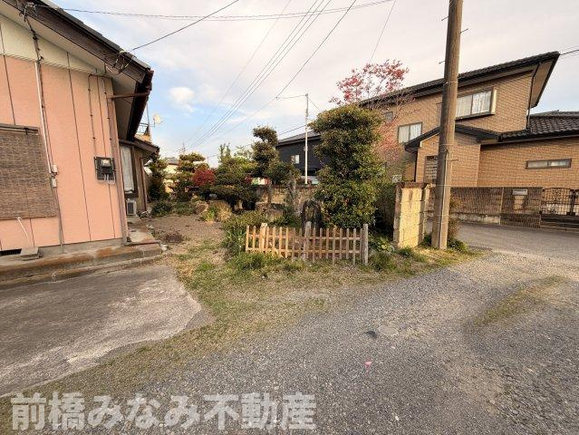 【建築条件なし土地】前橋市下佐鳥町　　約241坪　34条11号開発許可要　解体更地渡し　確定測量後渡し　の外観