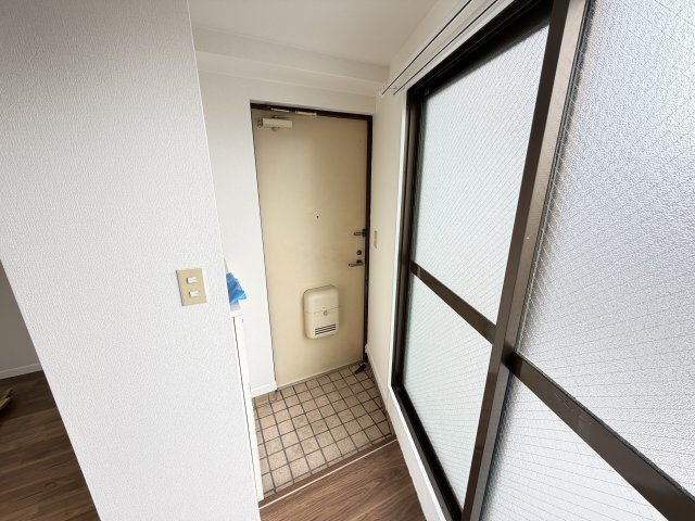 エルハイツ第６テラジマの玄関