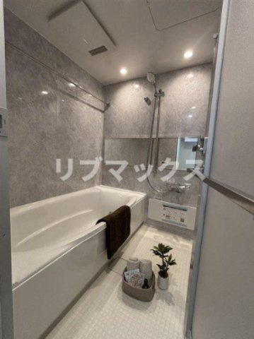 小物等は付帯しません