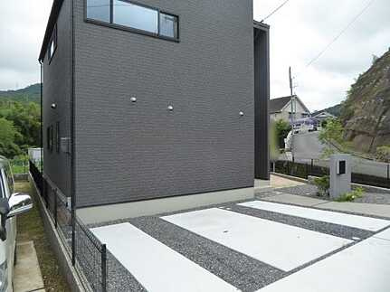 安佐北区口田南６丁目の駐車場