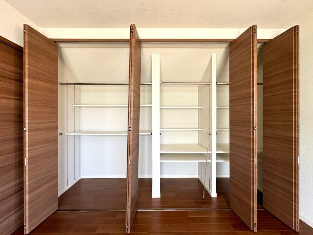 神戸市垂水区塩屋町６丁目戸建の収納