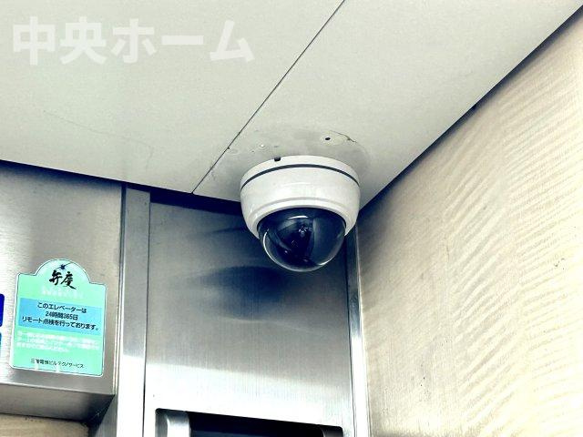 レック亀戸グリーンマンションの防犯設備|【防犯カメラ】何かあった時の大事な証拠になることももちろんなりますが、防犯というくらいですので大事なのは防犯カメラがあることによって抑止力につながることですよね。