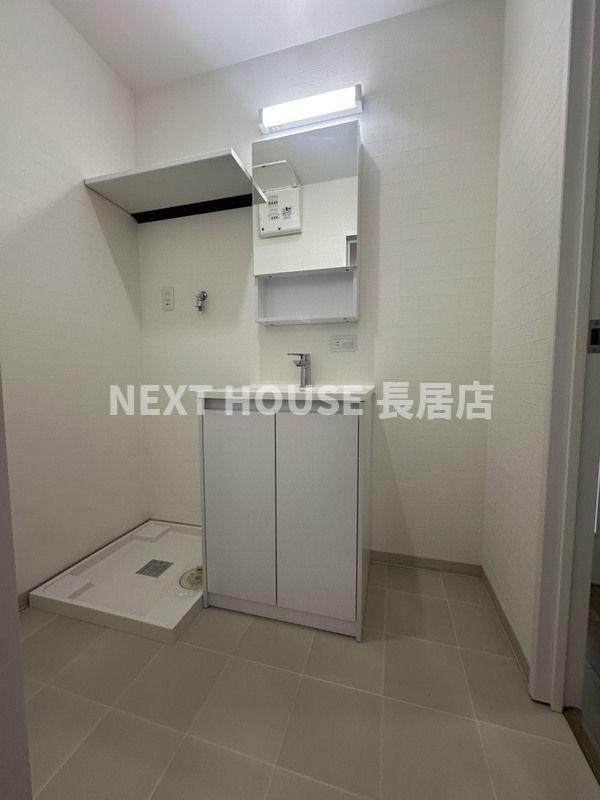 Acht HIK Residence 南住吉の独立洗面台