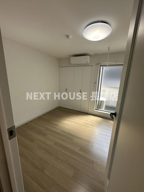 Acht HIK Residence 南住吉の洋室