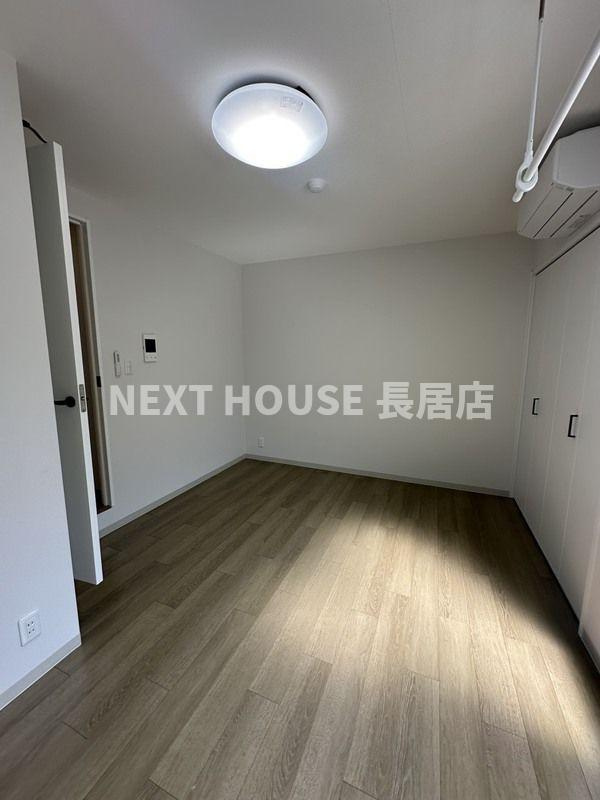 Acht HIK Residence 南住吉の居間・リビング